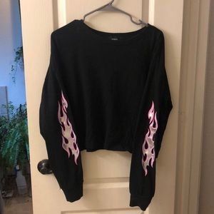 Pink flame long sleeves crop top